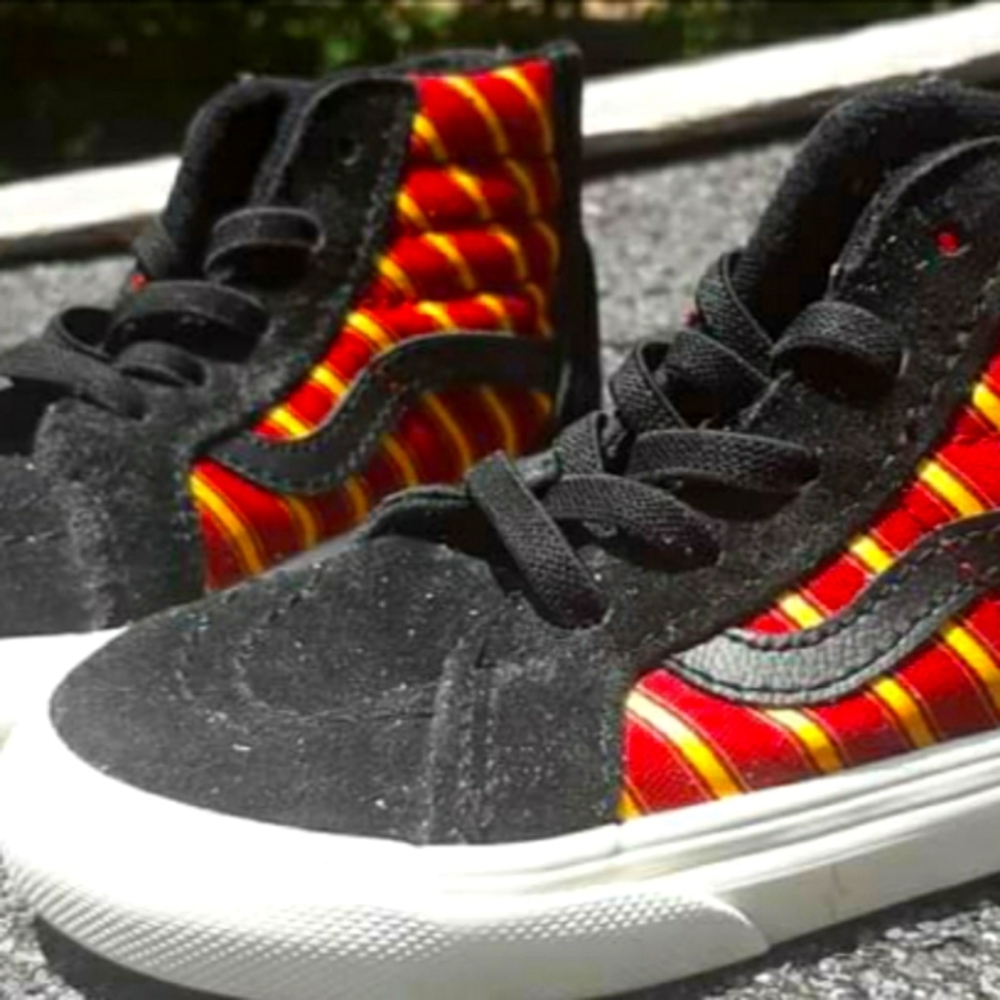 Vans Toddler Size 9 Harry Potter Gryffindor Edition